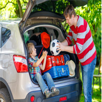 Philadelphia Personal Injury Lawyers: Summertime Car Safety Tips for Parents